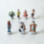 Fèves en porcelaine brillante représentant la série « 7 Péchés Capitaux » (Éditions Alcara, 1999), composée de 7 figurines