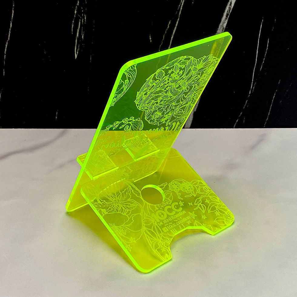 Thumbnail: Wreath ~ phone stand
