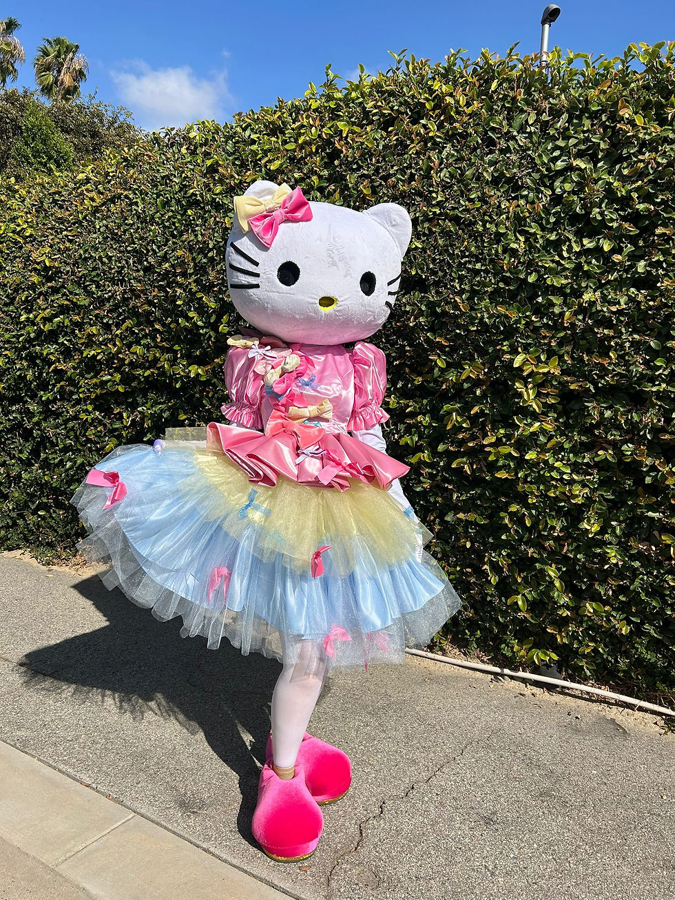 Miniatura: Hello Kitty mascot adaptation costume. Rainbow Dress. Rent.
