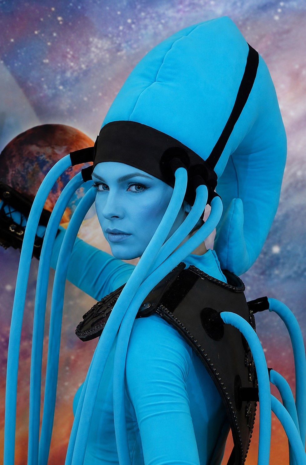 Miniaturbild: Blue Alien Headpiece with Elastic Headband – Lightweight Diva Opera Style Sci-Fi