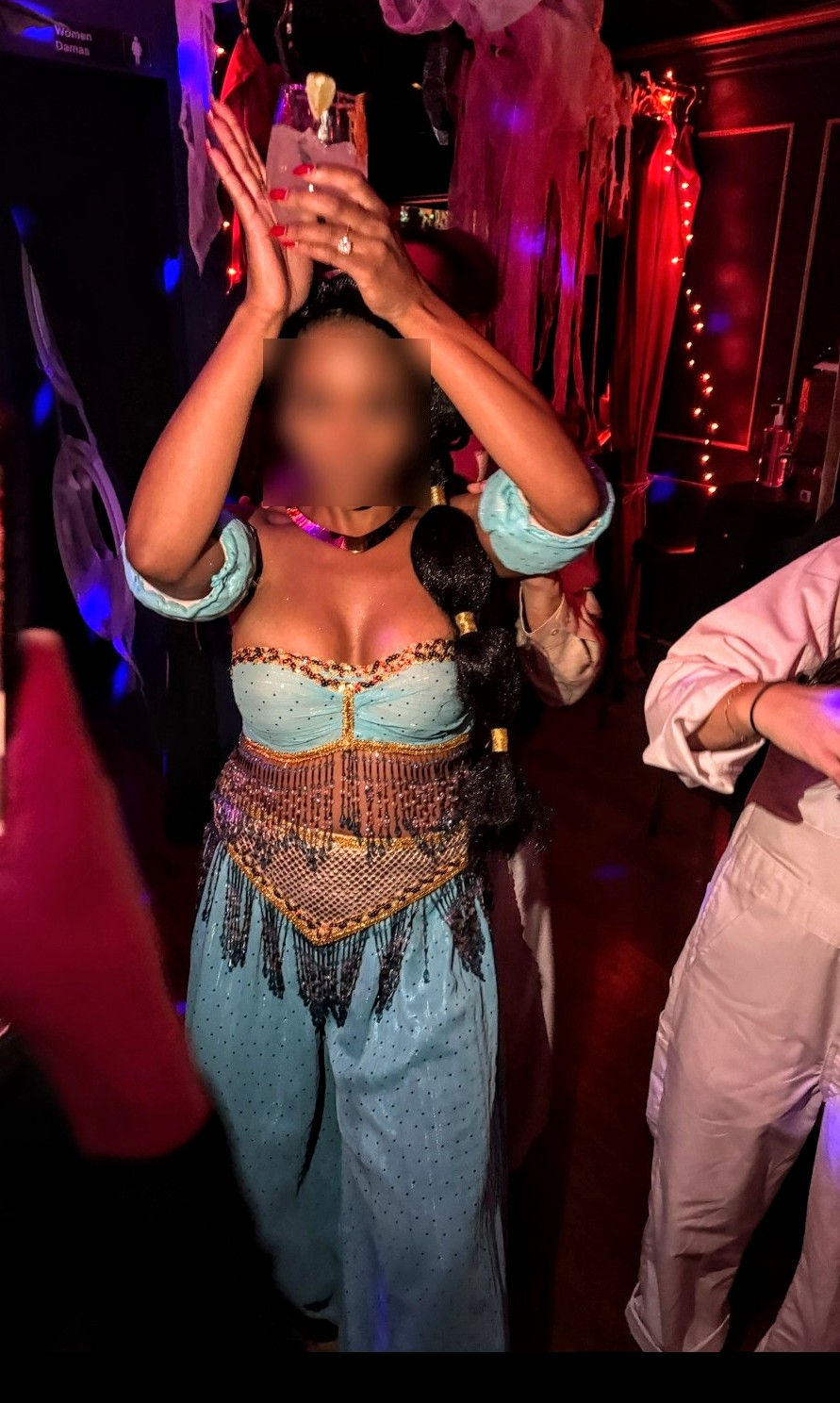 Thumbnail: aladdin costume cosplay halloween