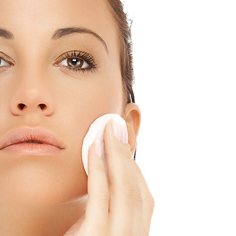 Behandlungen für unreine Haut von BEAUTY • BALANCE • STYLE