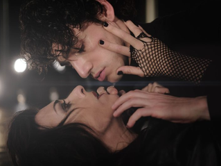 Tribute: Η Ηλέκτρα πανταχού, ''εκτός", αλλά και ''εντός''