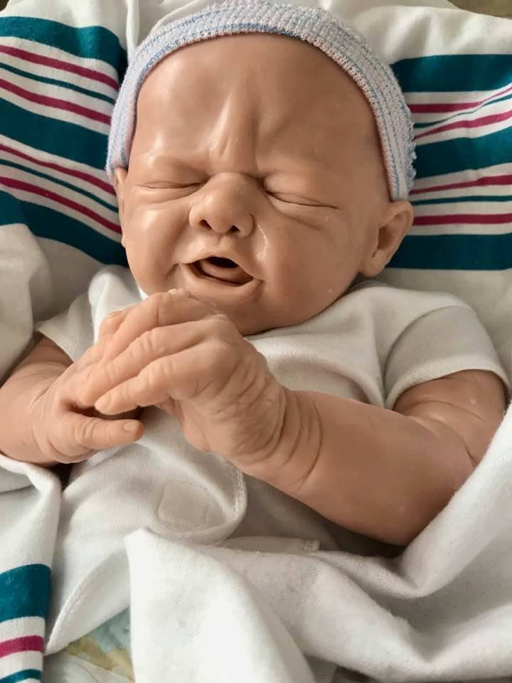 Lil' Cry sculpt
