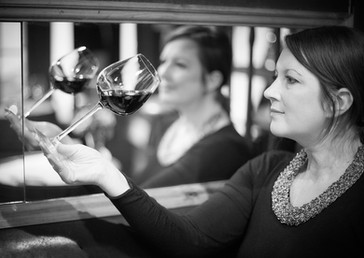 S. Hennion - Wine Taster