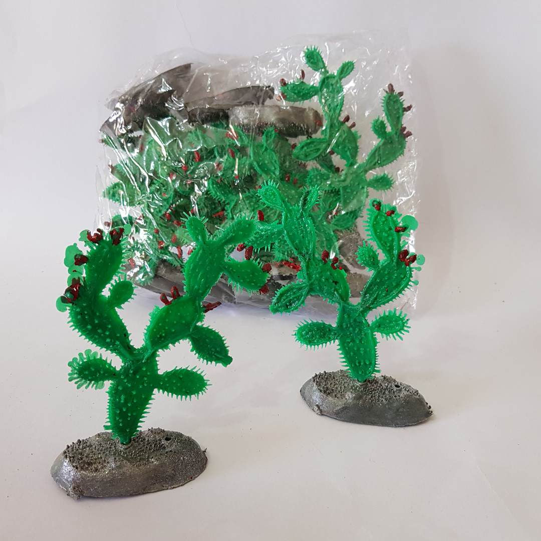 Nopalera mediana con 12 pzas