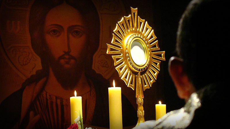 adocacao-santissimo-sacramento-091010-4