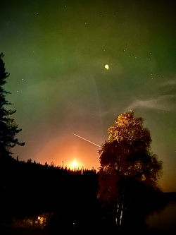 moonrise, stars and jet stream