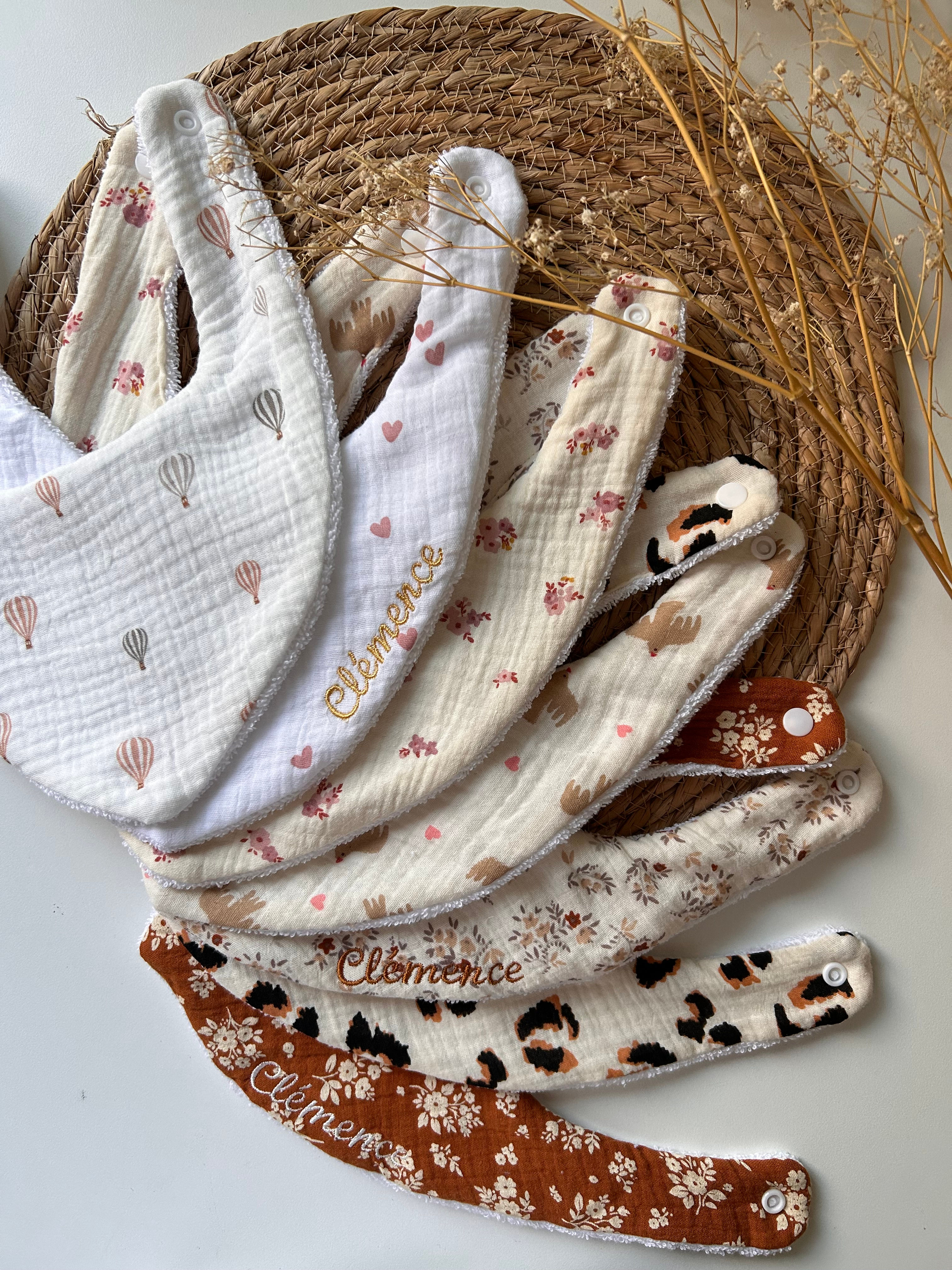 Semainier de bavoir bébé fille & garçon personnalisé avec prénom