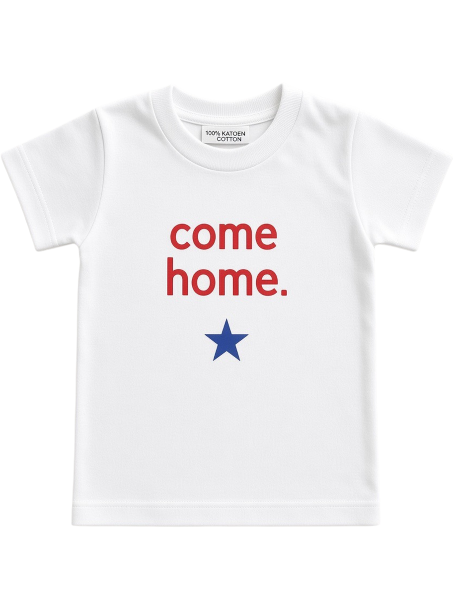 Wit Come Home mini carshirt met rode tekst en blauwe ster