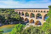 pont-gard-rivière
