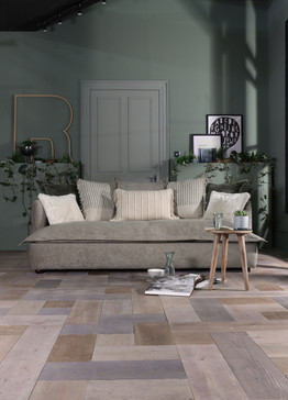 Tetrad Amilie Sofa