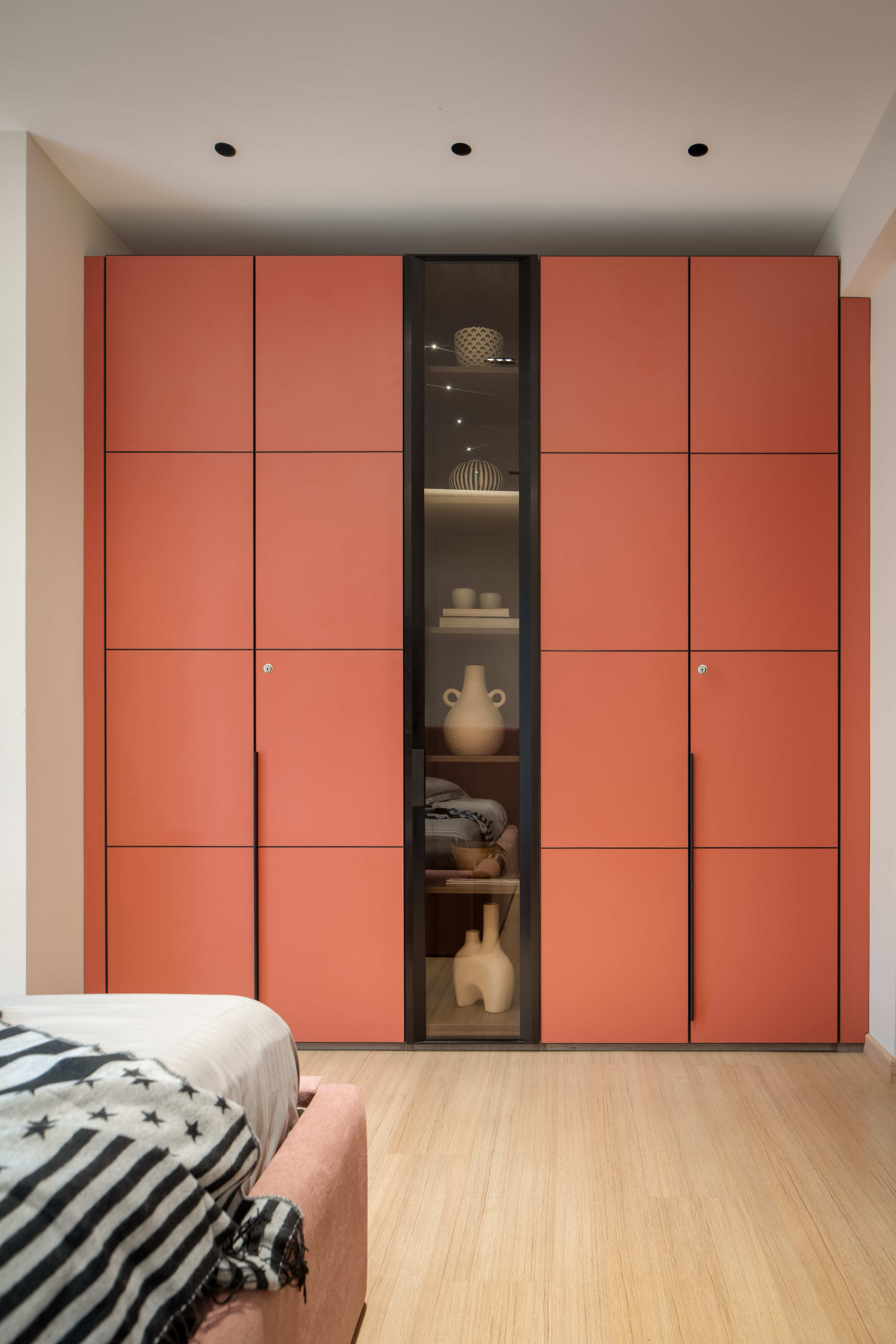 Evantha Aristi — Guest Room