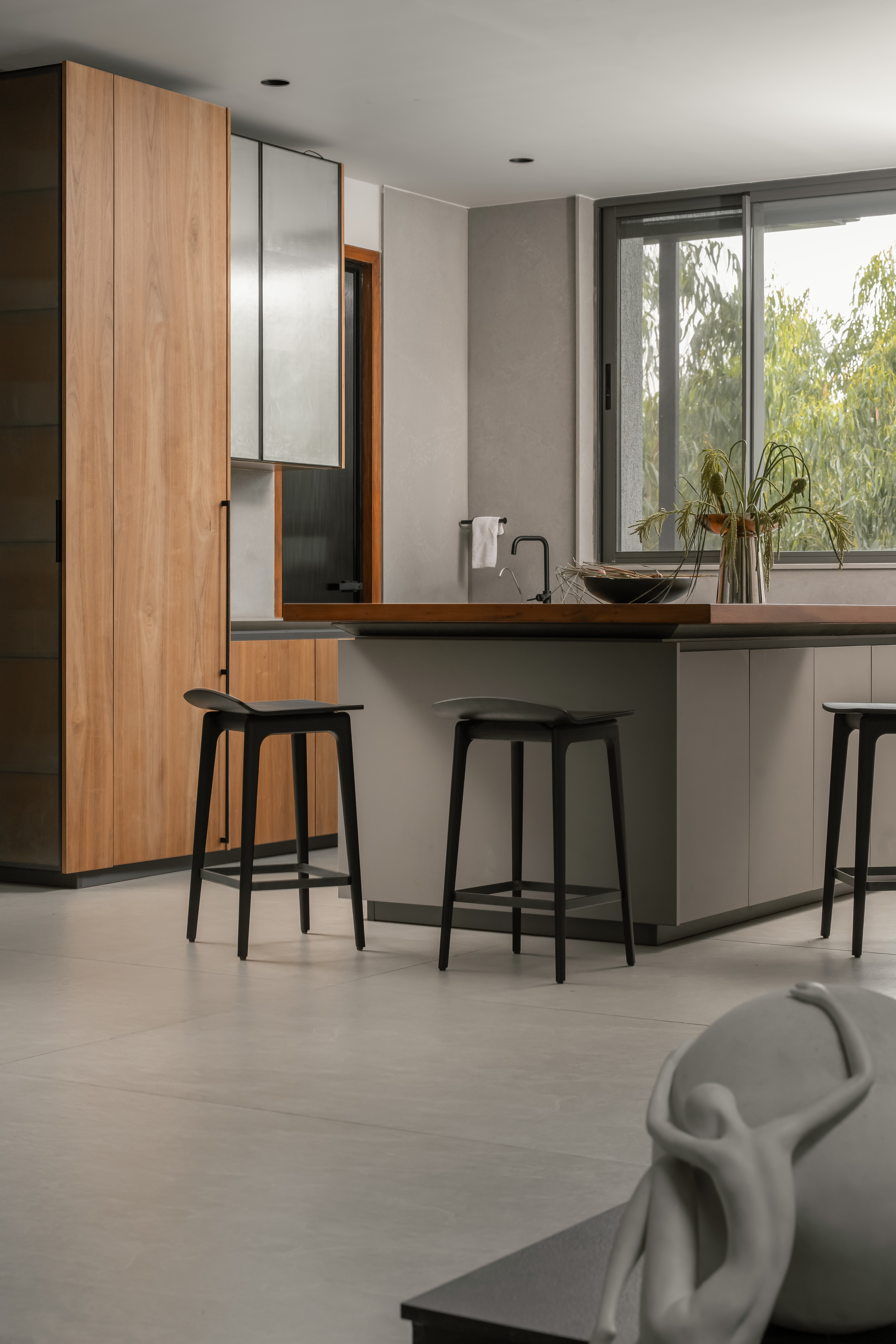 78 Beverly Hills — Kitchen