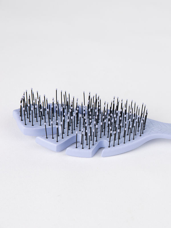 Thumbnail: Wet Brush Go Green Detangler - Purple
