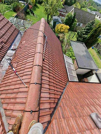 roof cleaning.jpg