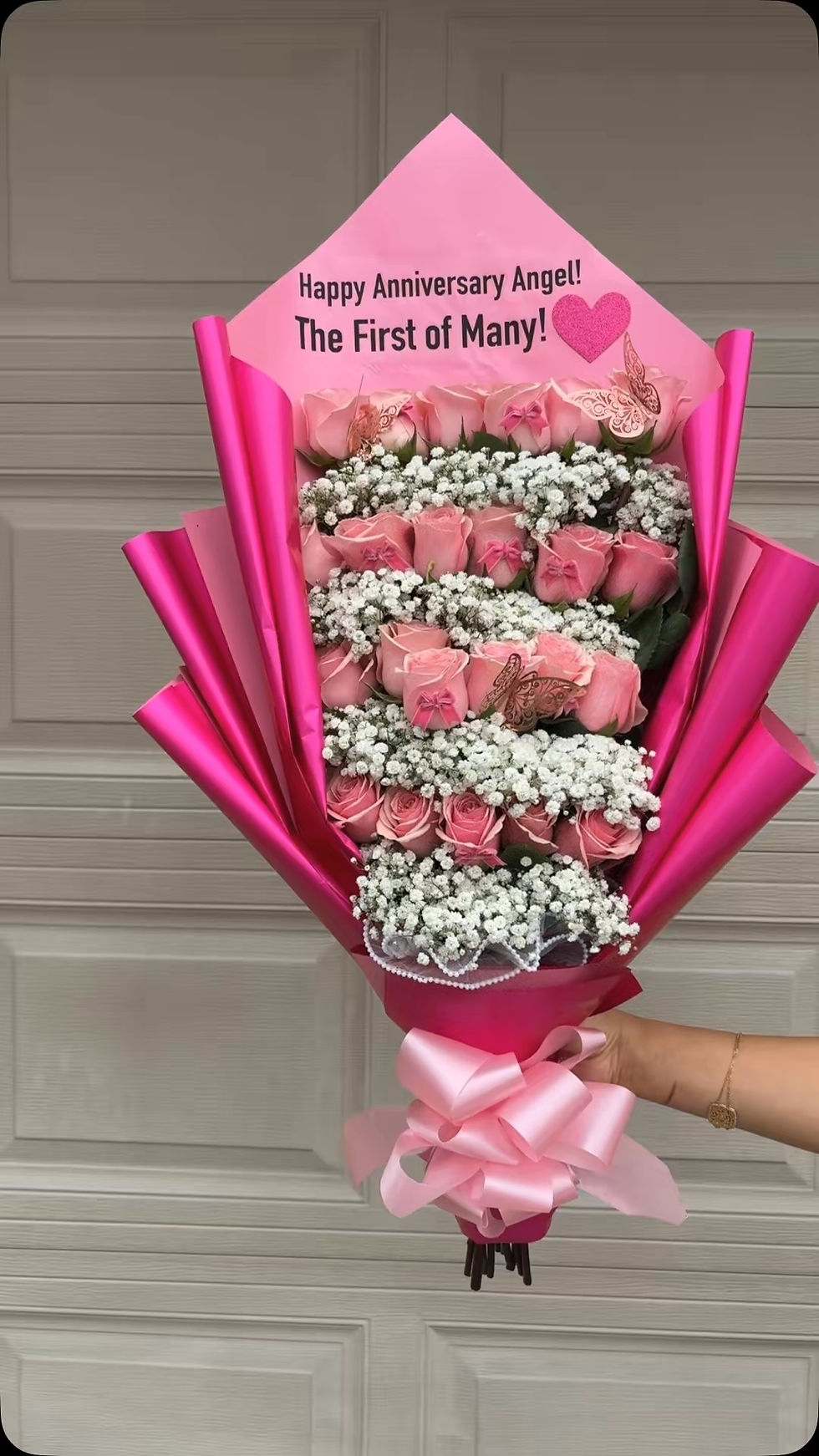Thumbnail: Blush Elegance – 24 Pink Rose Bouquet