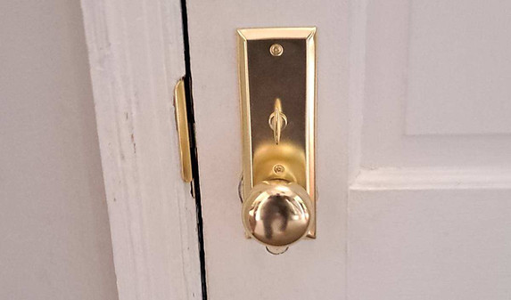 locksmith-laurel-md-residential-lock-repair.jpg