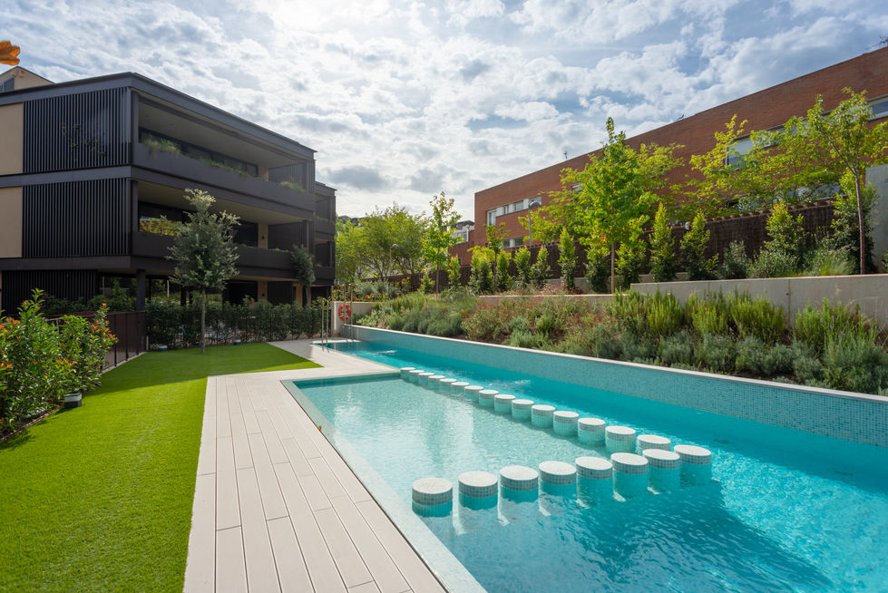 Piscina jardí privat