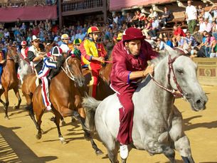 Palio - Castel Monastero