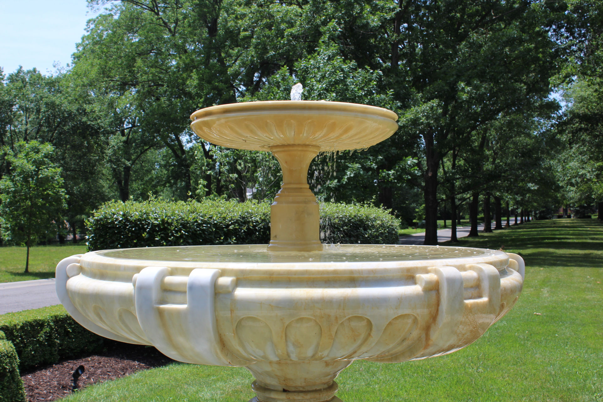 Colonial Court 006