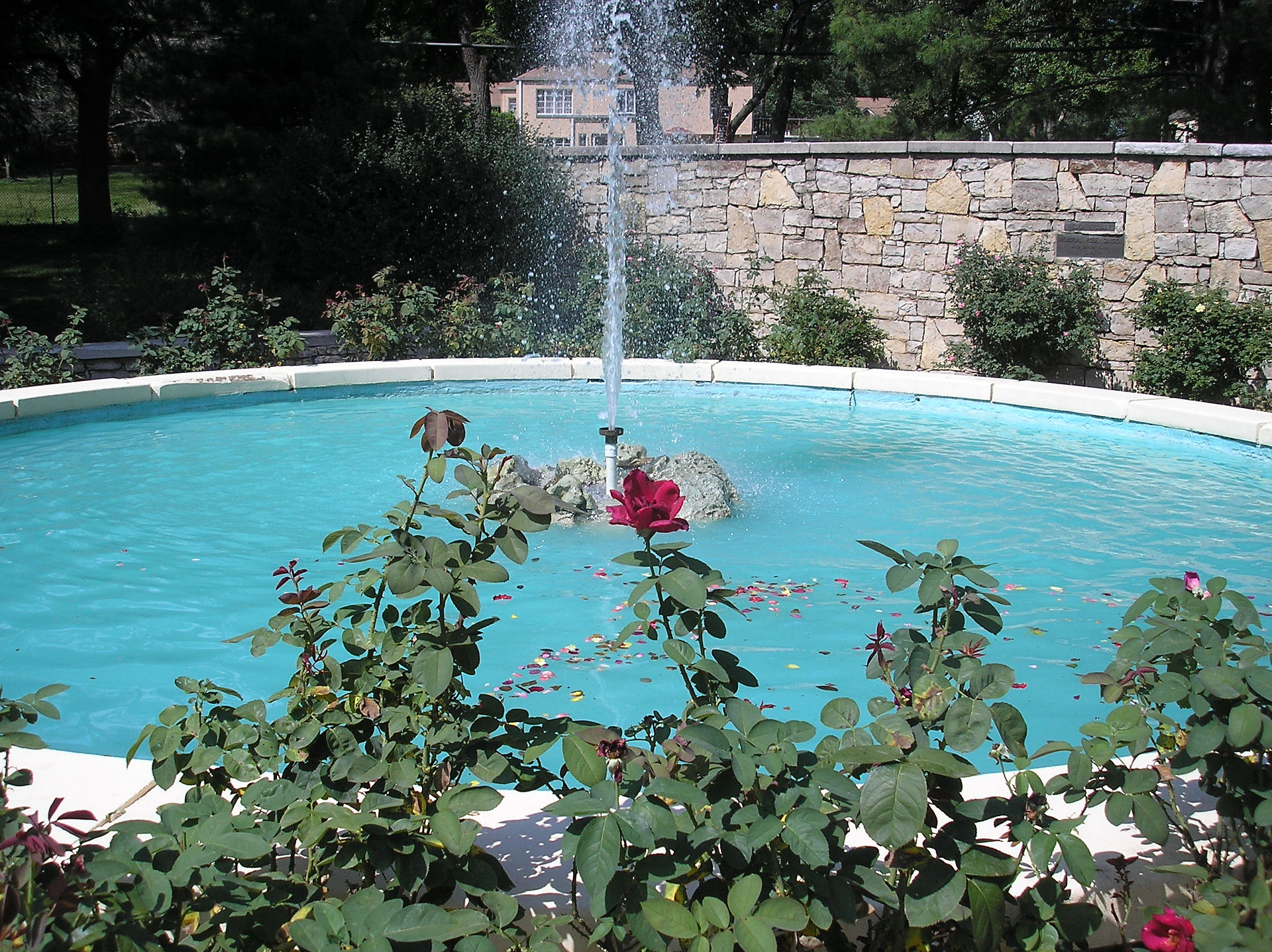 Helen Cuddy Memorial Rose Garden Fountain 004