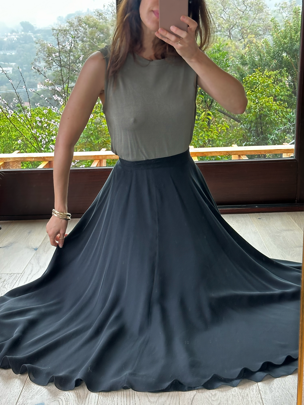 Thumbnail: Sumptuous Silk Oleg Cassini Skirt
