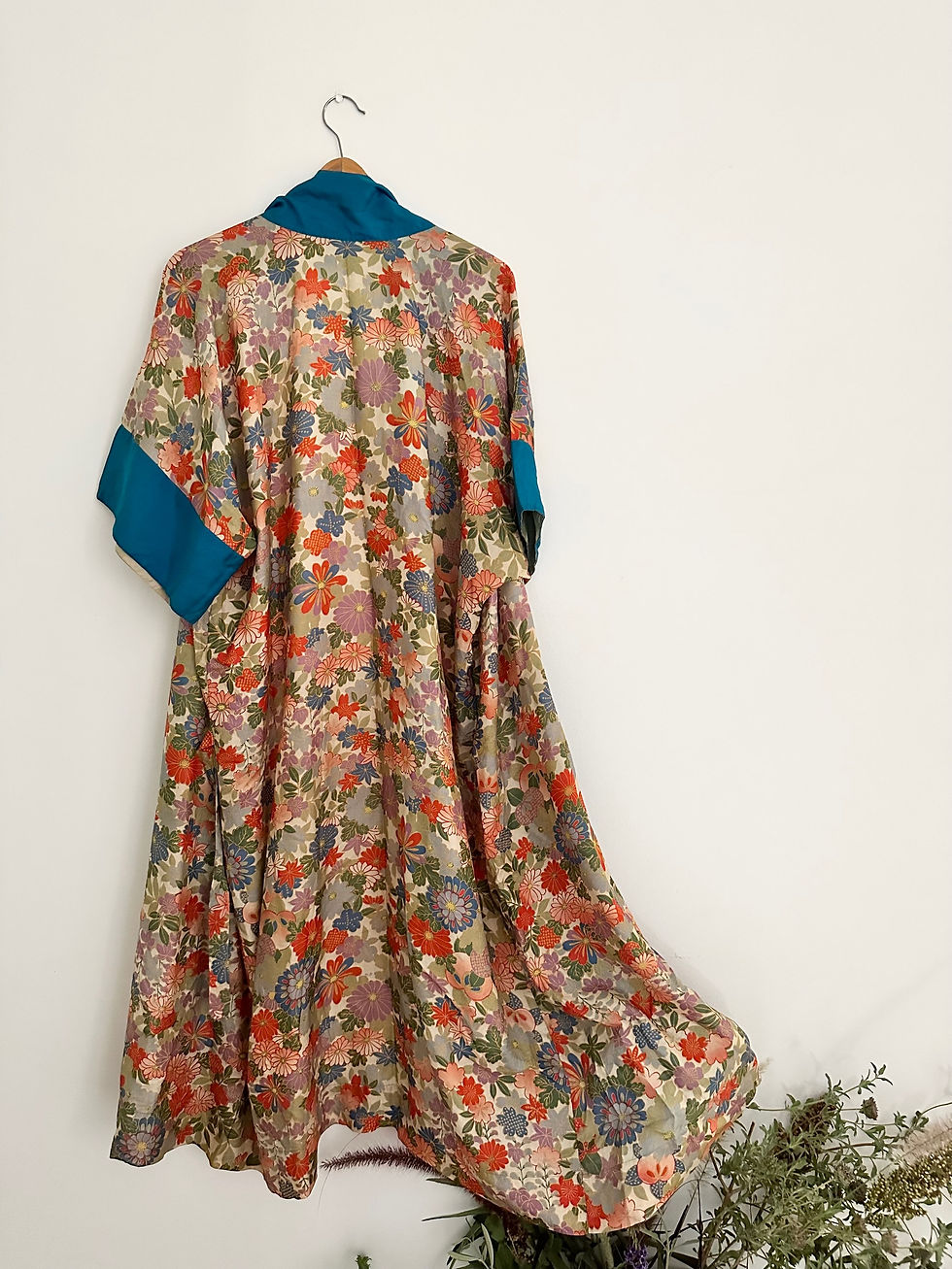 Thumbnail: 1920’s Swoon Worthy Pongee Silk Robe