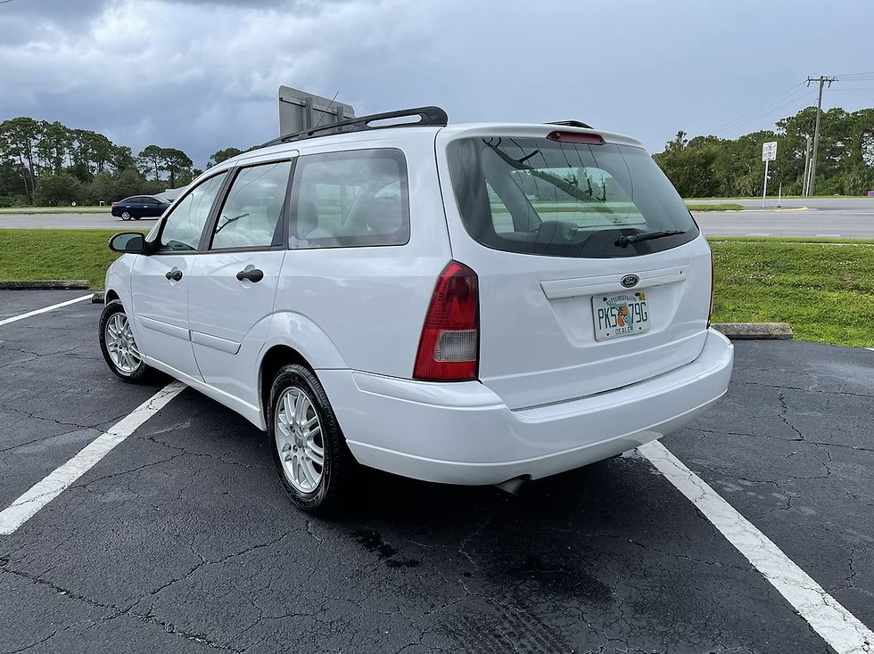 Thumbnail: 2005 Ford Focus Wagon