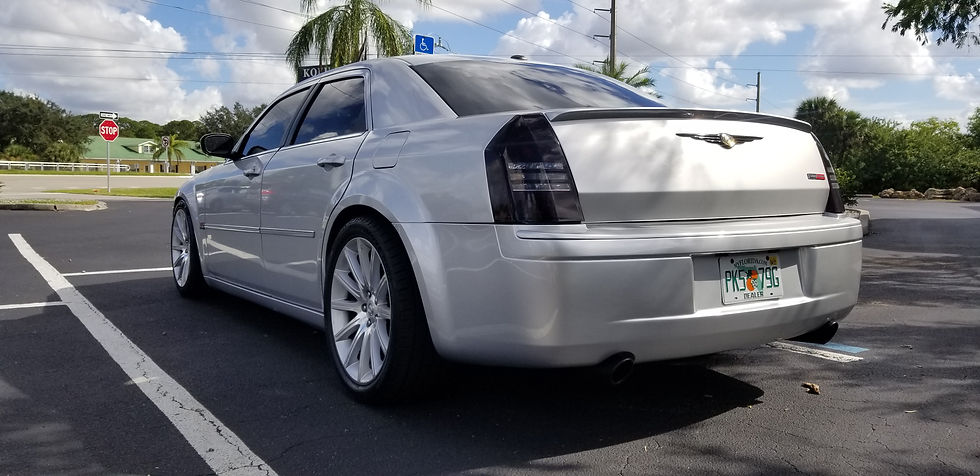 Thumbnail: 2007 Chrysler 300c SRT