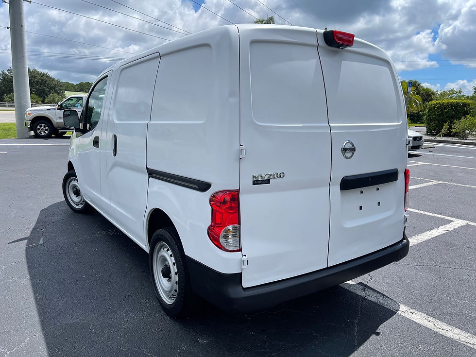 Thumbnail: 2017 Nissan NV200