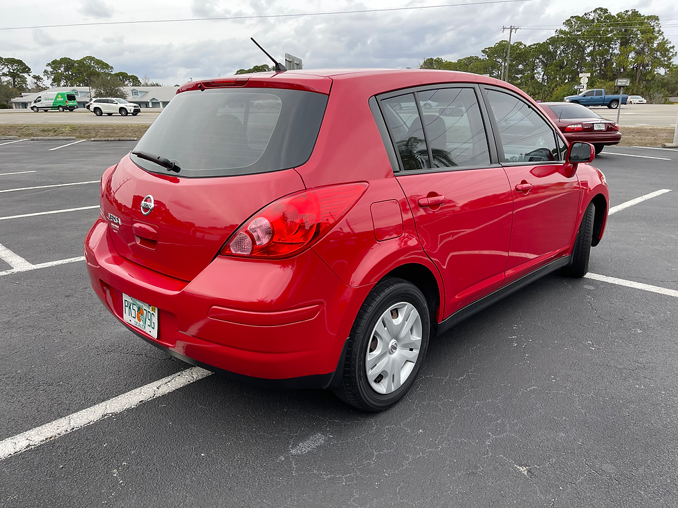 Thumbnail: 2012 Nissan Versa