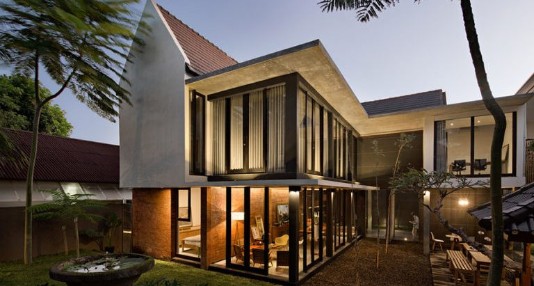 บ้านหลังคาสูงโปร่ง บ้านโมเดิร์นที่เหมาะกับไทย