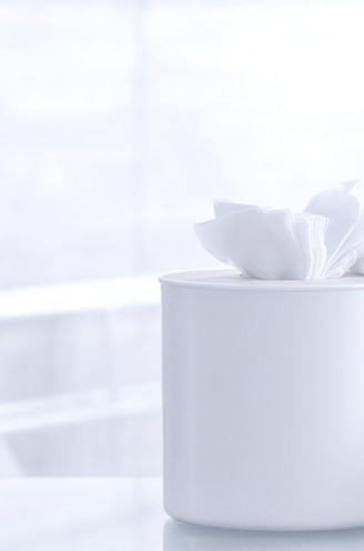 Белый пластиковый диспенсер для салфеток для лица_edi