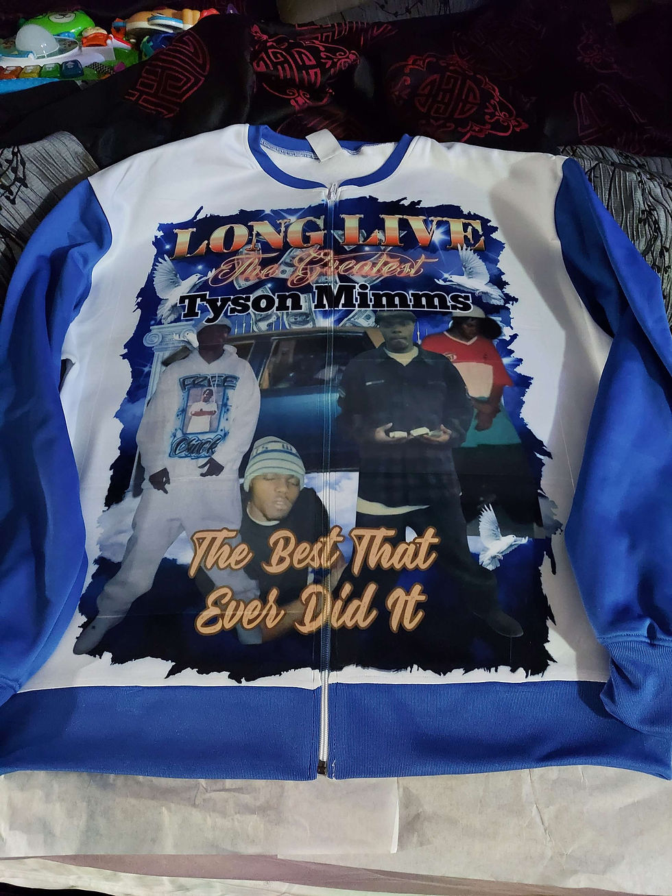 Thumbnail: Customized Jackets, Sweatshirts & Hoodies