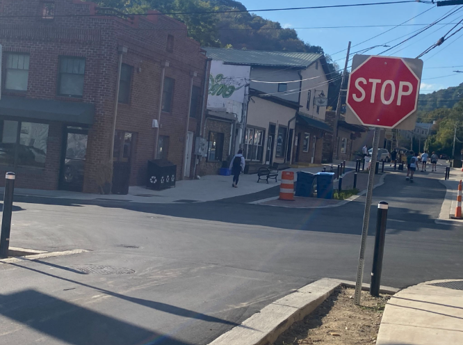 ¿Cómo afectan las obras en la calle Howard a los negocios locales?