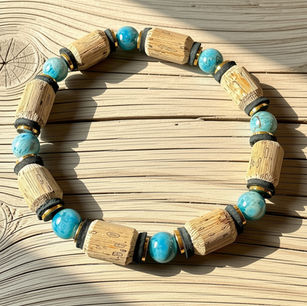 Bracelet en Bois Flotté des cours d'eau du Périgord crées à l'atelier Paarot, artisans créateurs.