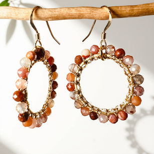 Boucles d'oreilles Full Tissage Créole - Jaspe Rose • 55 €