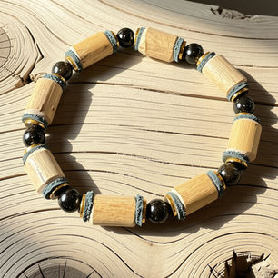 Bracelet en Bois Flotté des cours d'eau du Périgord crées à l'atelier Paarot, artisans créateurs.