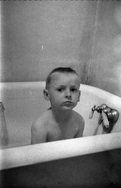 Paul Bundle 64 Roll 16 005.jpg