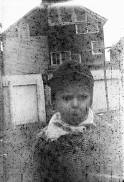 Paul Bundle 20 Roll 10 006.jpg