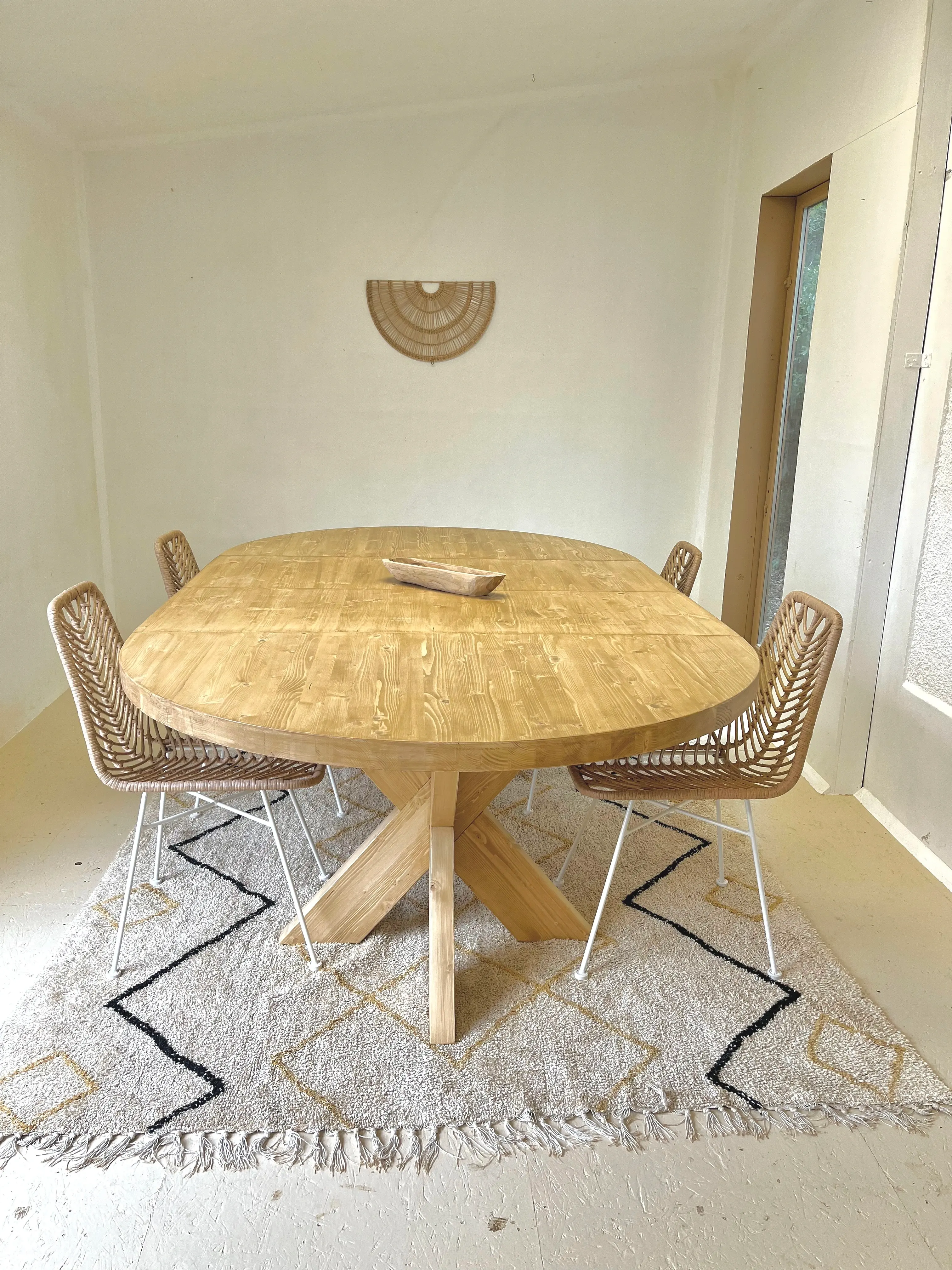 TABLE À MANGER RONDE BOIS MASSIF - MODÈLE À RALLONGE OVALE