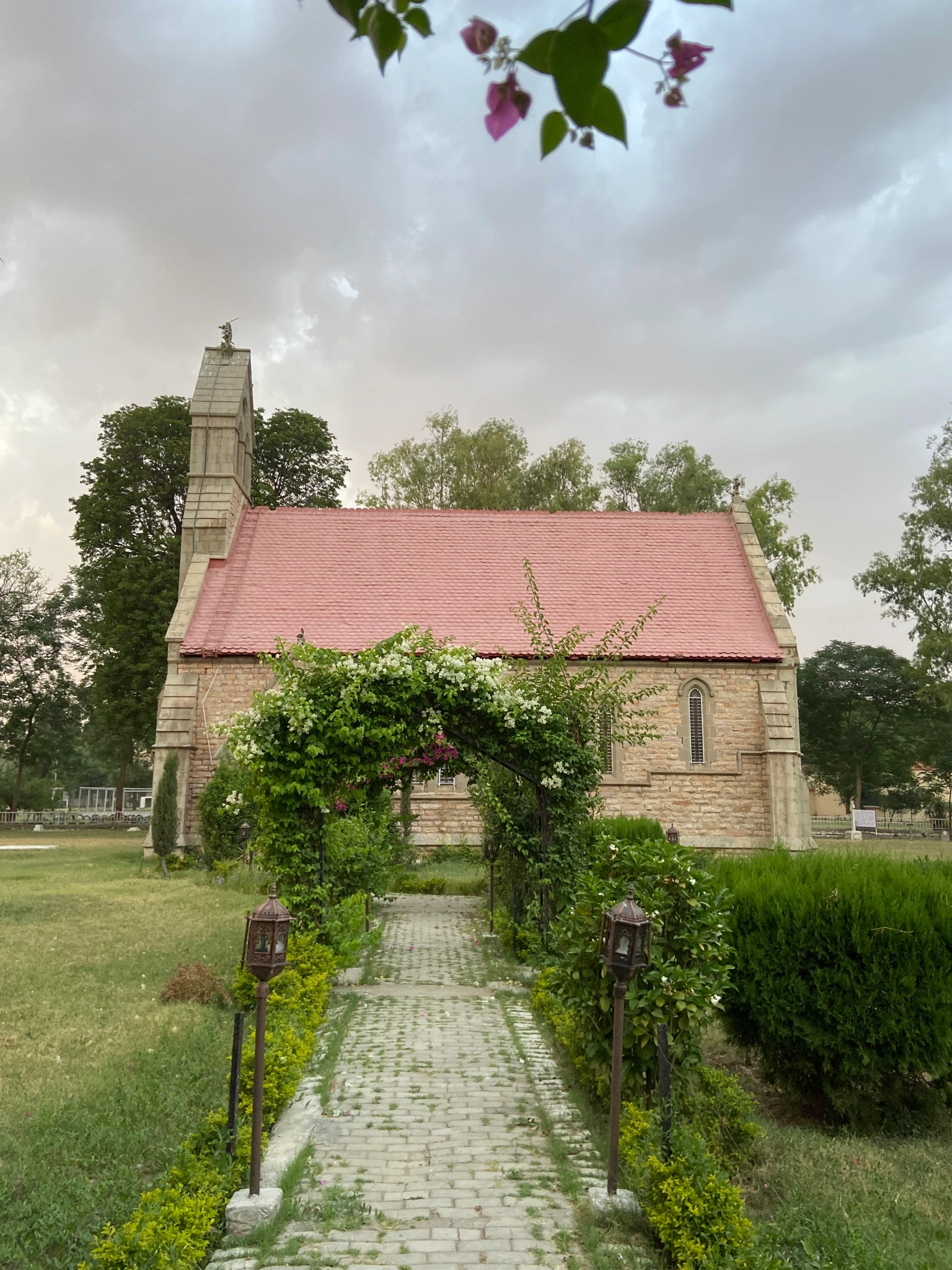 Guides Chapel, Mardan, Pakistan
