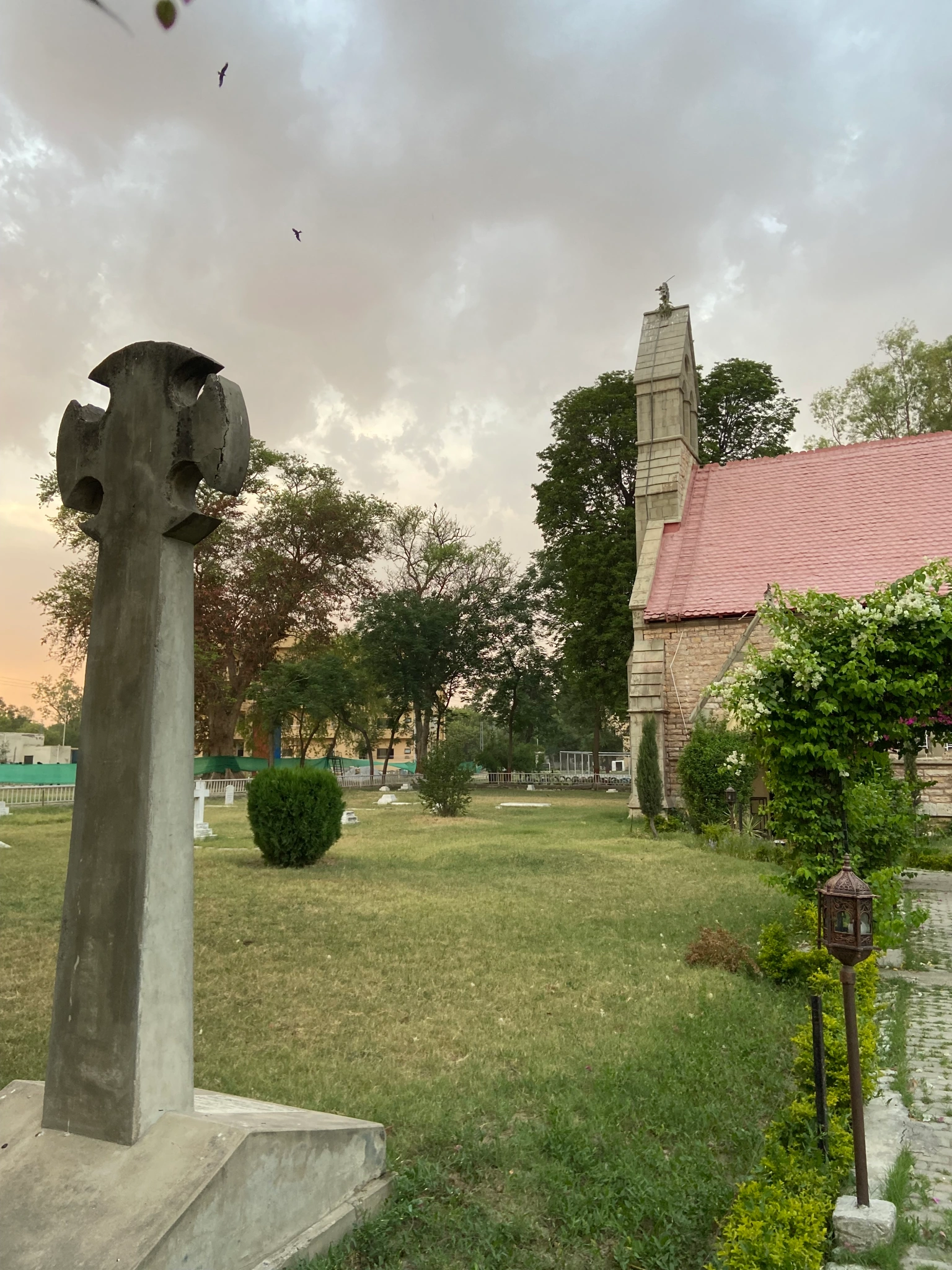 Guides Chapel, Mardan, Pakistan