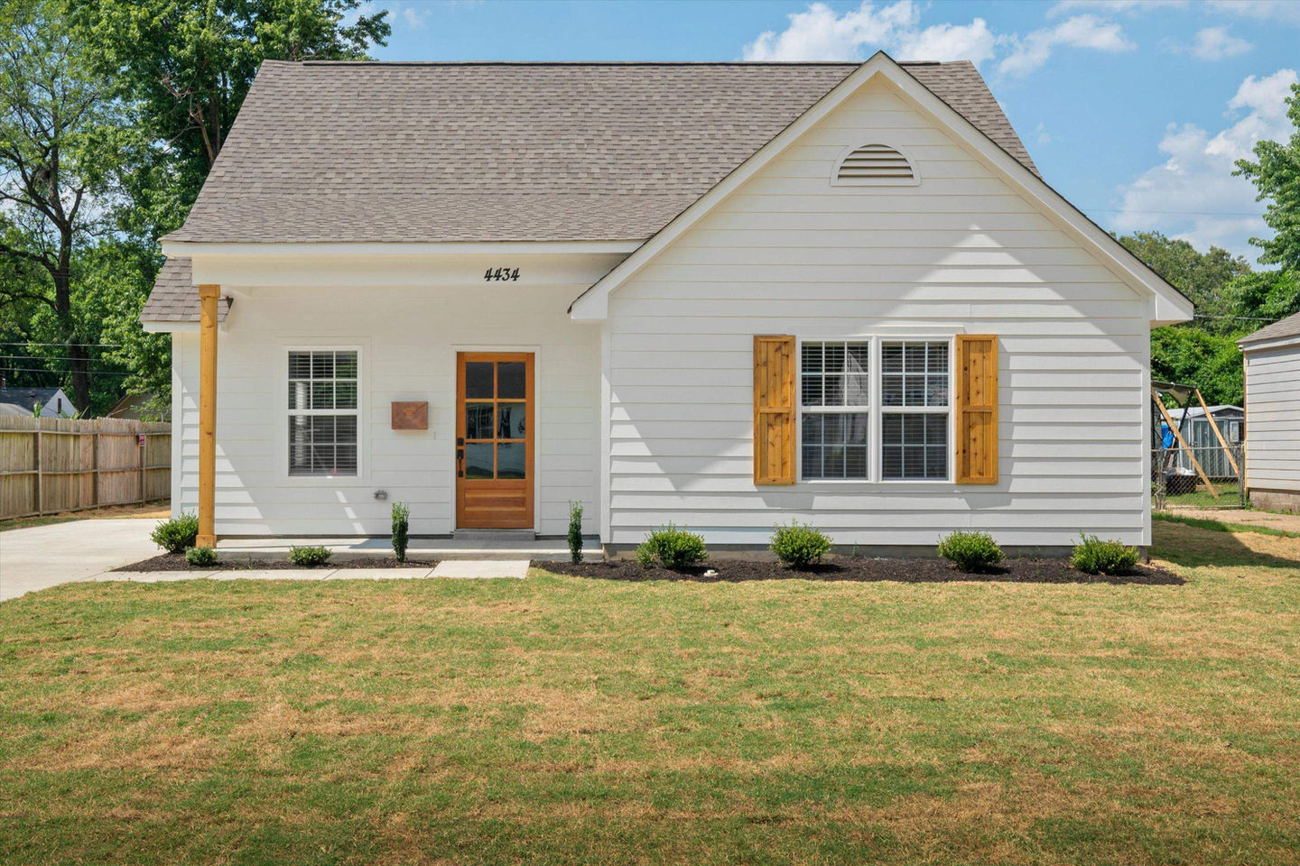 4434 Given Ave  Memphis, TN 38122