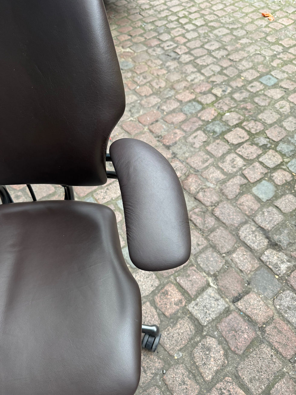 Thumbnail: Chocolate leather  high back Humanscale freedom 