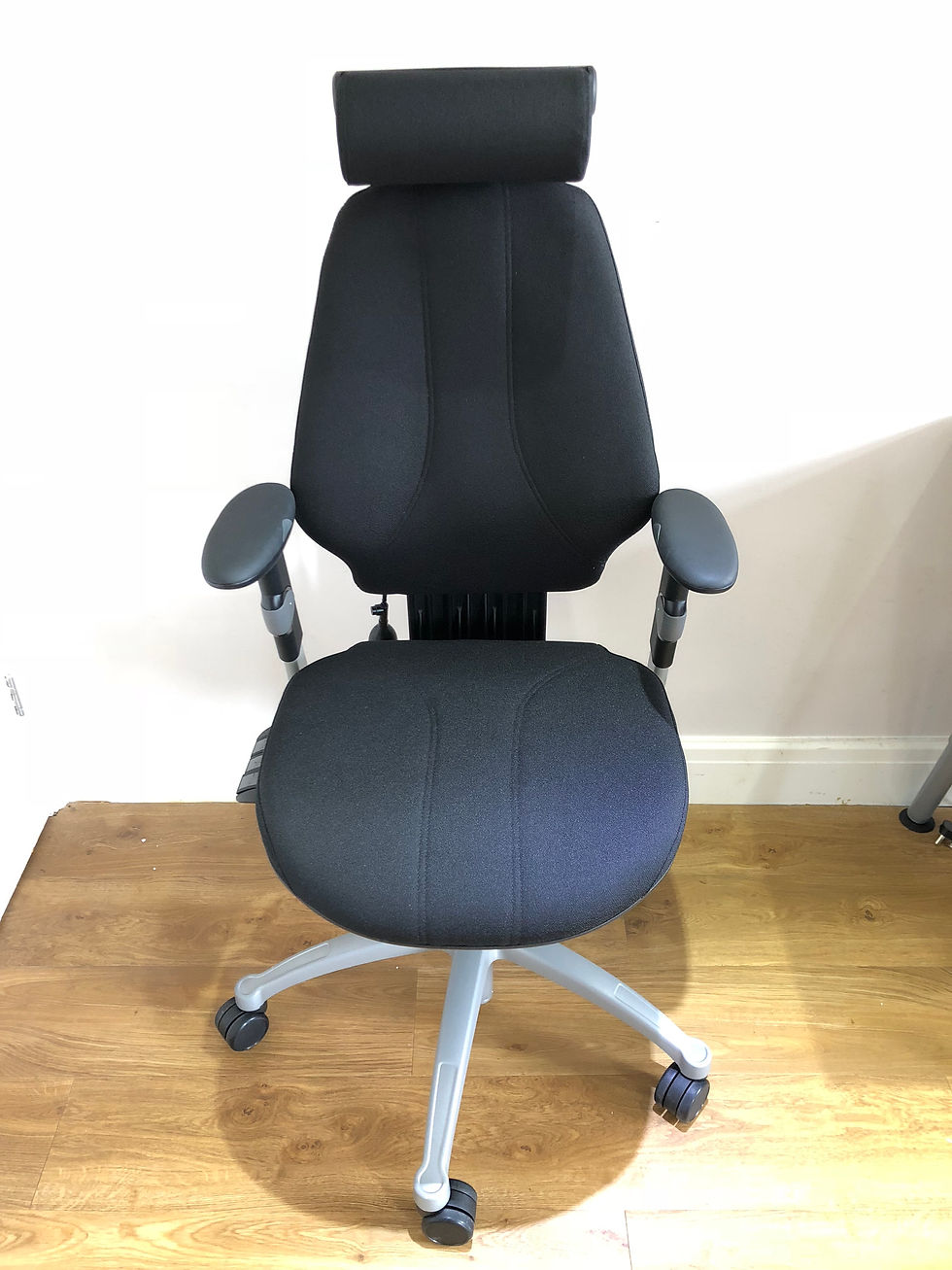 Thumbnail: Black Fabric Current Range RH Logic 300 Fully Ergonomic Office chair