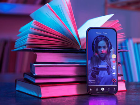 De TikTok a las bibliotecas: las redes sociales están cambiando el hábito de lectura en los jóvenes