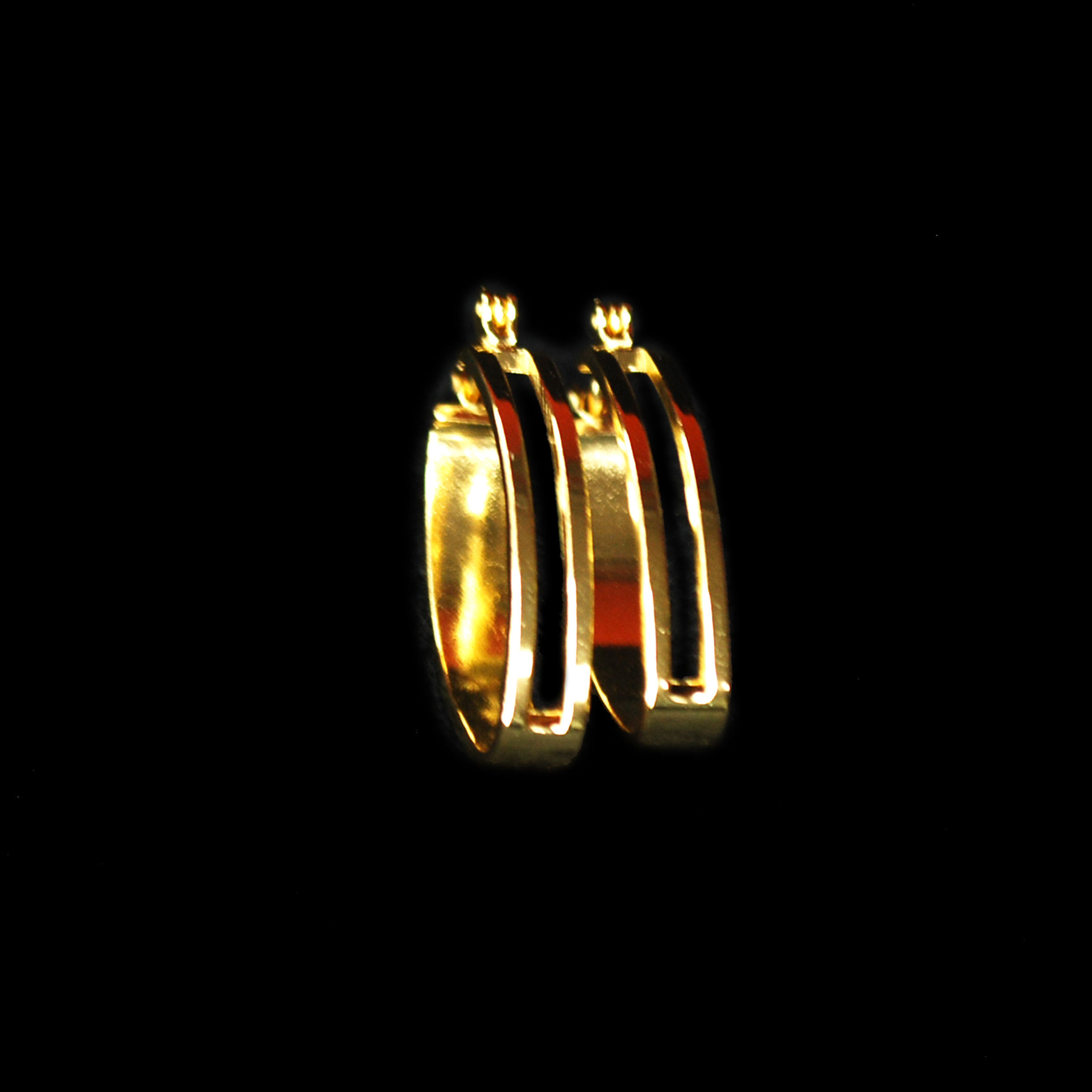 BRINCO ARGOLA ELÍPTICA FECHO ITALIANO