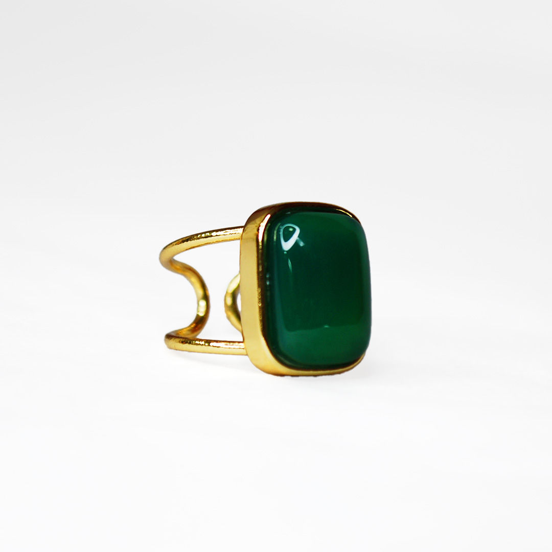 ANEL REGULÁVEL COM ÁGATA VERDE BANHO OURO 18K